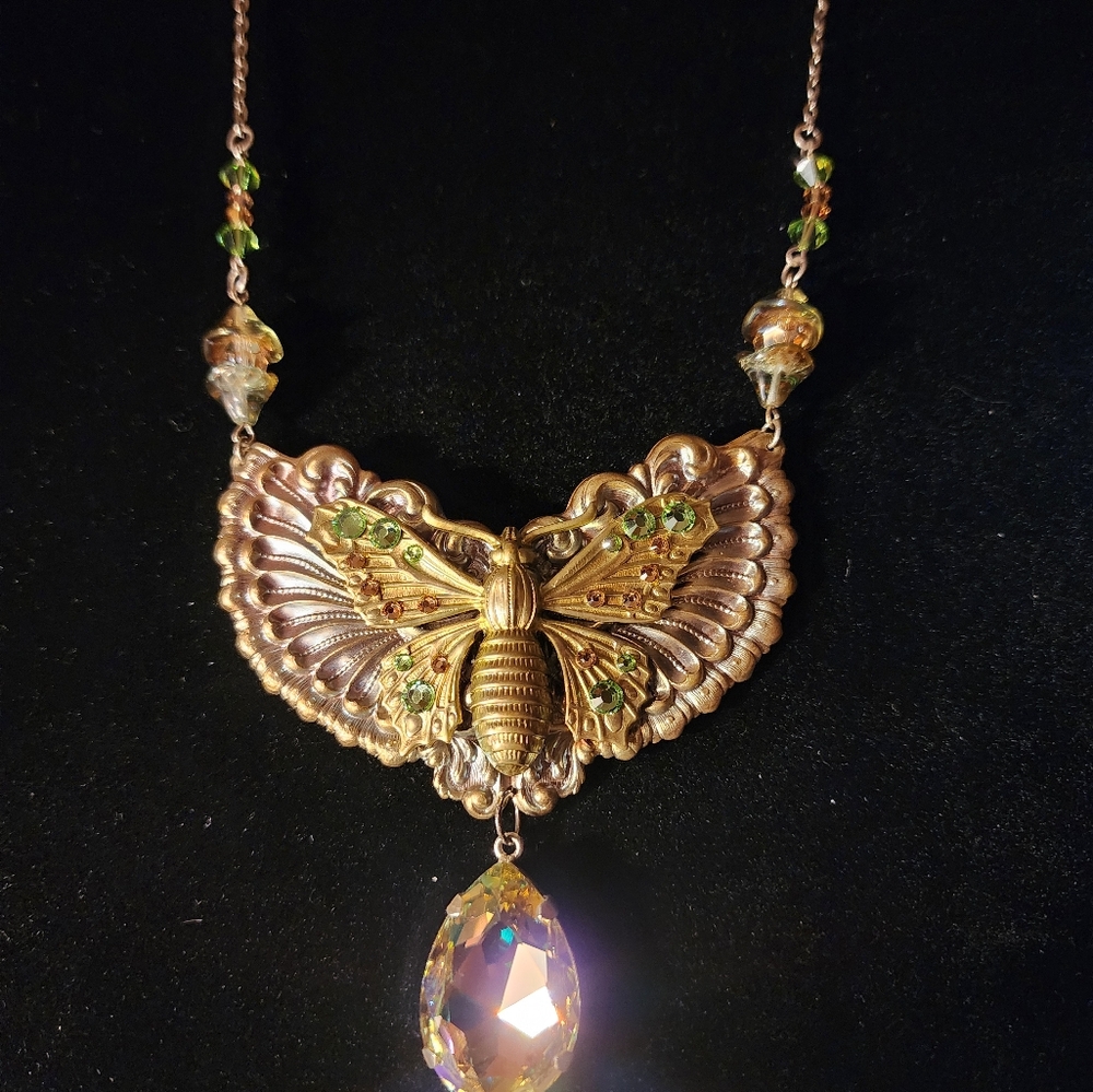 Vintage Butterfly Statement Necklace with Crystal Drop - Picture 5 of 11